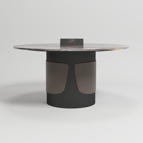 أورو - طاولة طعام