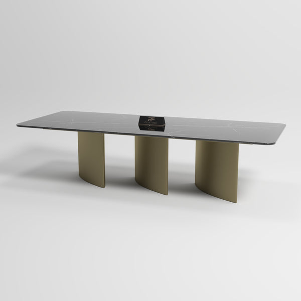 زارو - طاولة طعام