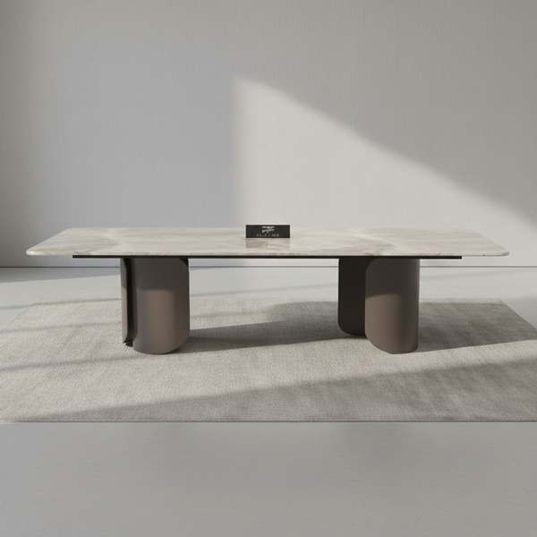Huga Dining Table